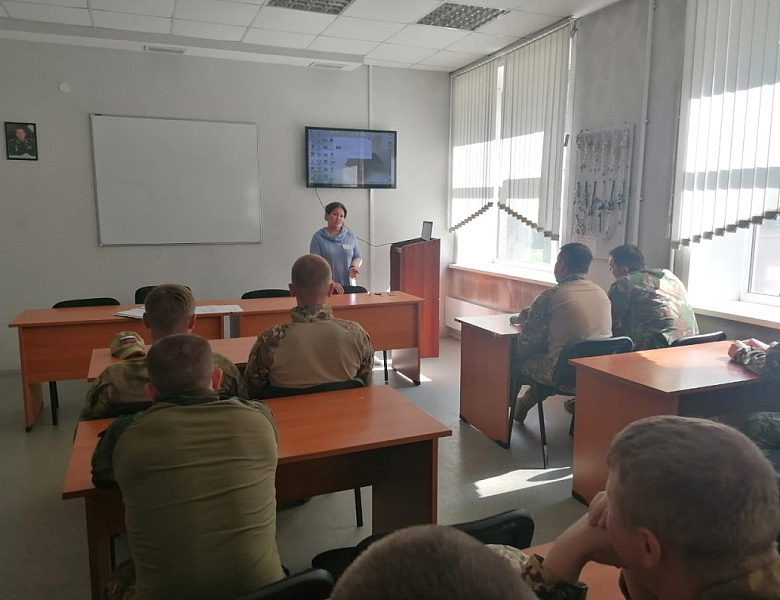 5 июня прошло выступление врача-эпидемиолога Новокузнецкой клинической инфекционной больницы перед сотрудниками ОМОНа