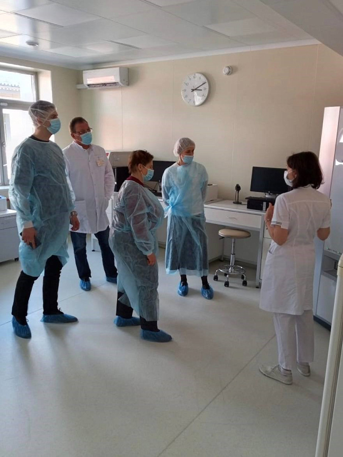 Визит группы экспертов из ФГБУ «НМИЦ ФПИ» в Новокузнецкую инфекционную больницу