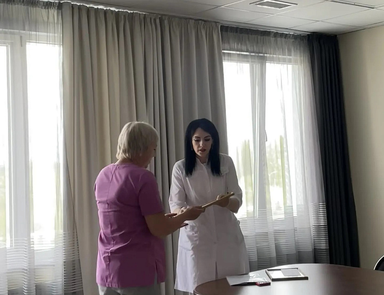 Награждение от Ассоциации медицинских сестёр